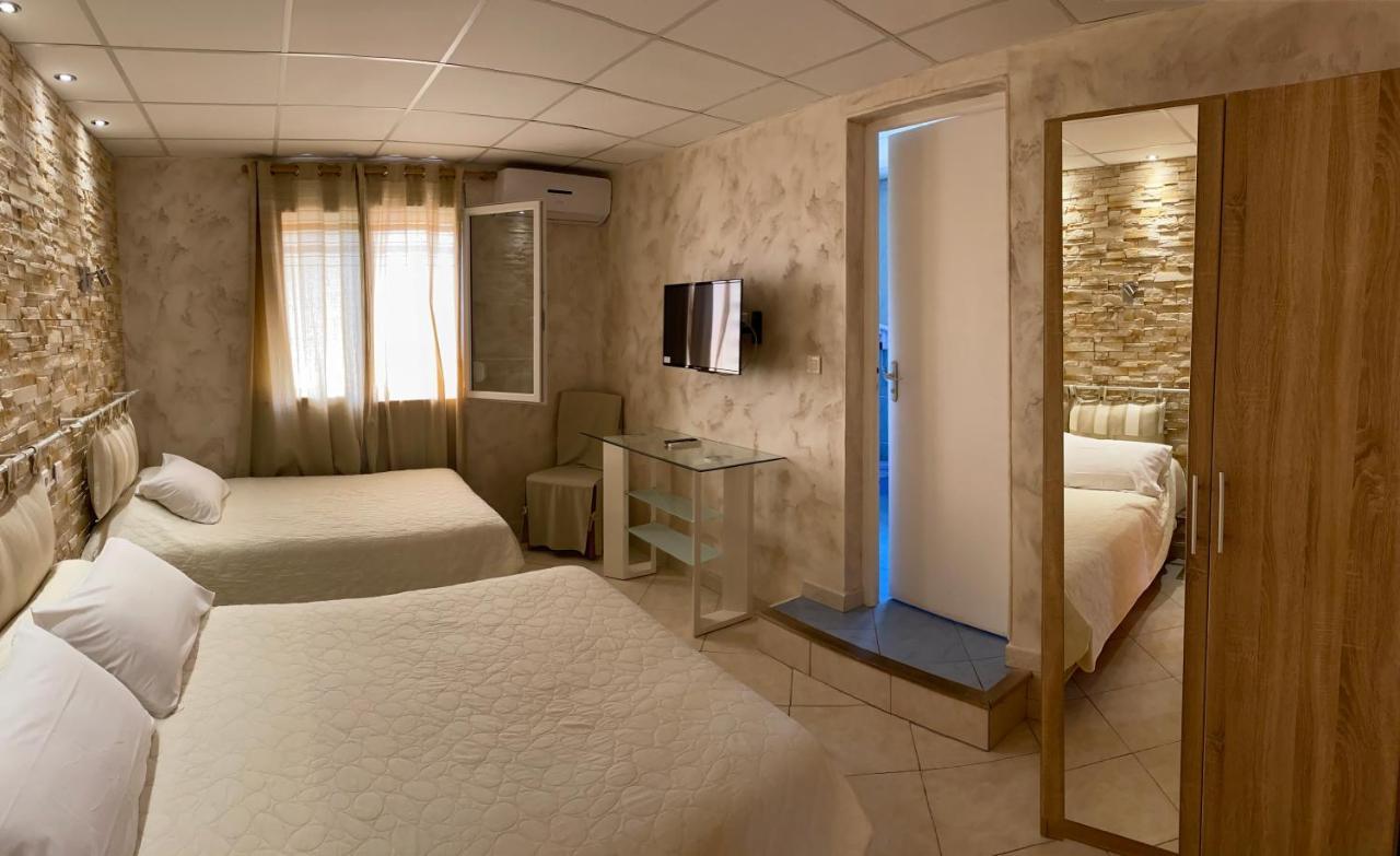 Hotel Le Derby Cagnes-sur-Mer Dış mekan fotoğraf